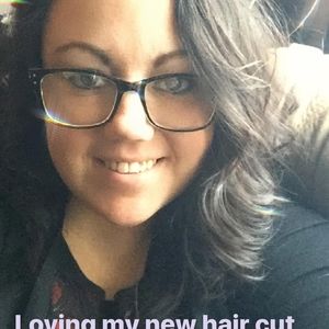 Meet your Posher, Cathy